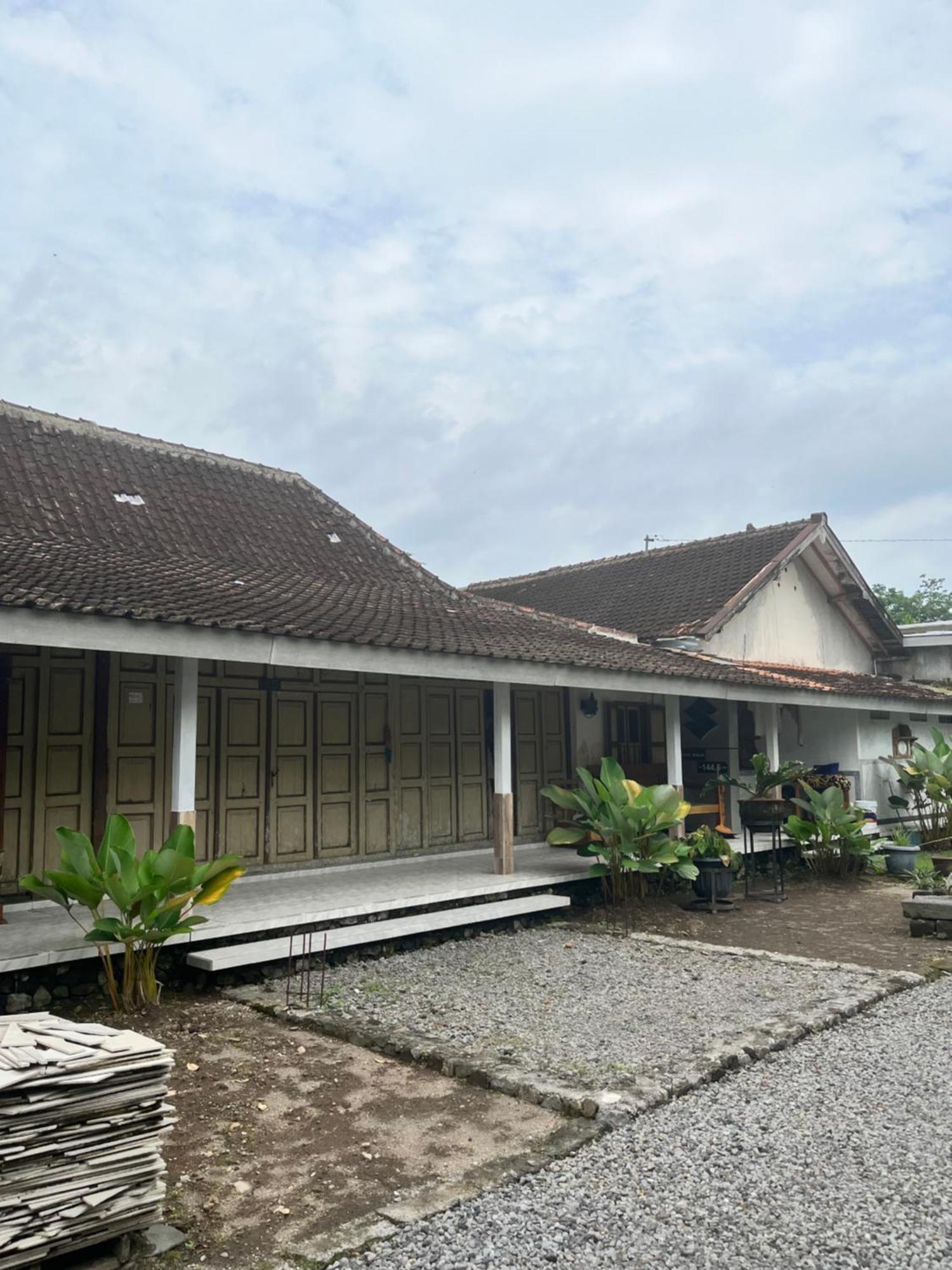 Hotel Damarjati Kost 2 Balong  Exterior foto